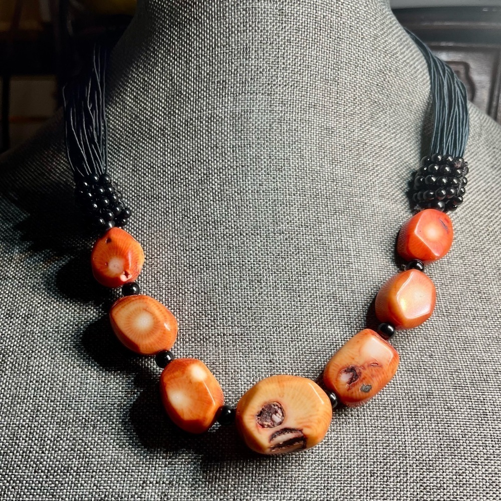 Vintage Handcrafted Carnelian Agate Necklace